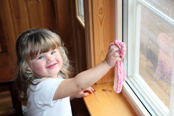 Rett etter vind-turen vaska ho Elena vindua...