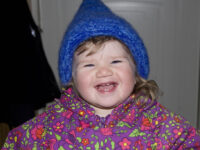 Elena i blånissehua – på tur tell Dverberg