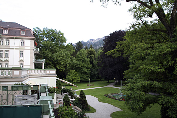 7.6 2009: Utsikta fra verandaen på hotellrommet