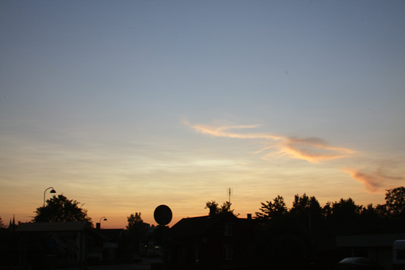 2.7 2009: Vulkan-skya etter solnedgang i Tidaholm