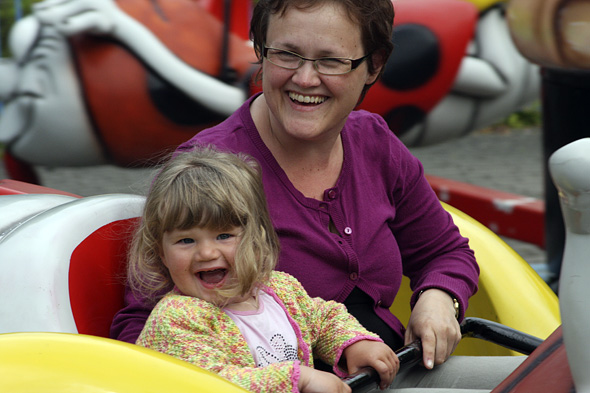 5.7 2009: Ho tante og ho Ella i fly