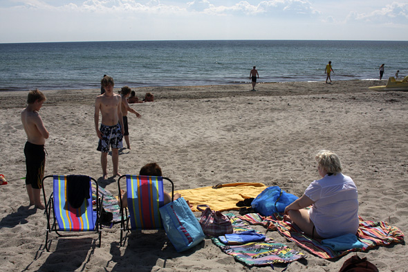 7.7 2009: Familien Årsandøy, alle i solinga