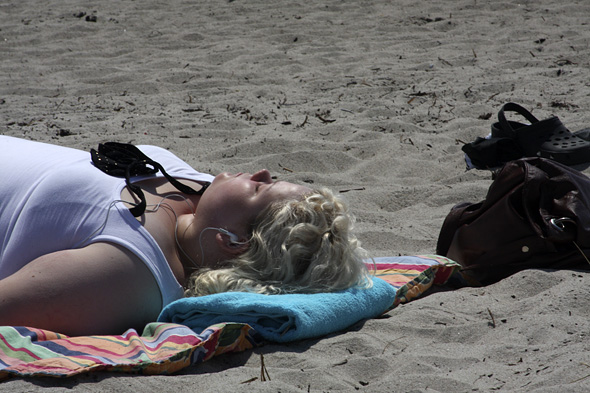 7.7 2009: Ho Mariela kose sæ i sola