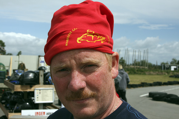 9.7 2009: Hønemor eller hanefar???