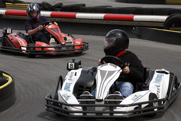 9.7 2009: Fredrik i ledelsen???