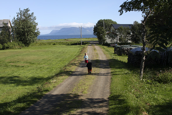 9.7 2009: Elena og Håkon