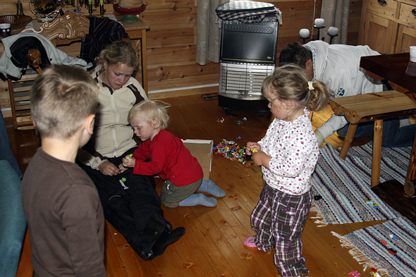 21.7 2009: Også på golvet foregikk det saker...