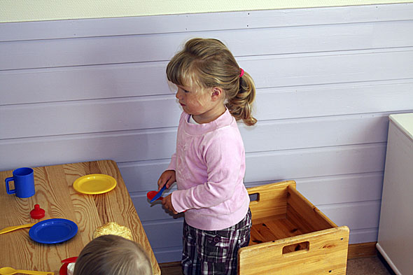 19.8 2009: I lekinga på kjøkkenet