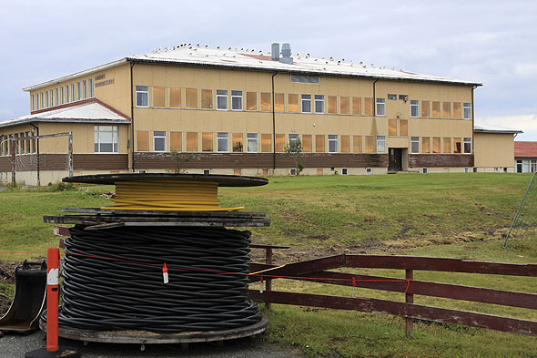 22.8 2009: Gamle ungdomsskolen, snart rives den!