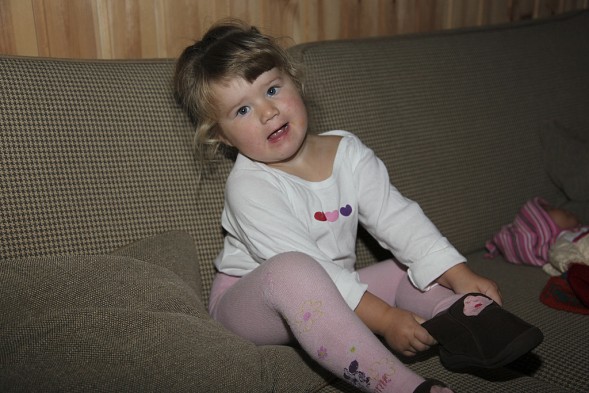 10.10 2009: Ho Elena i gang med tøflan...