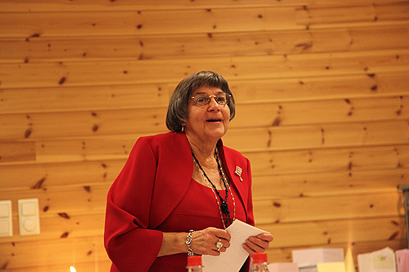 Bruras mor, ho Tulla holder tale