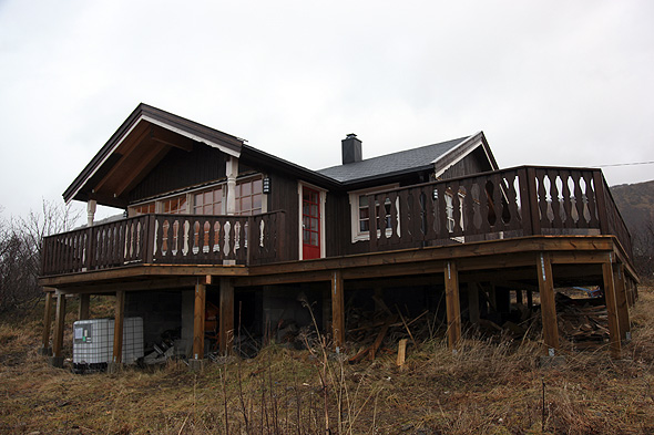 Sånn ser hytta ut, sett fra søt-øst