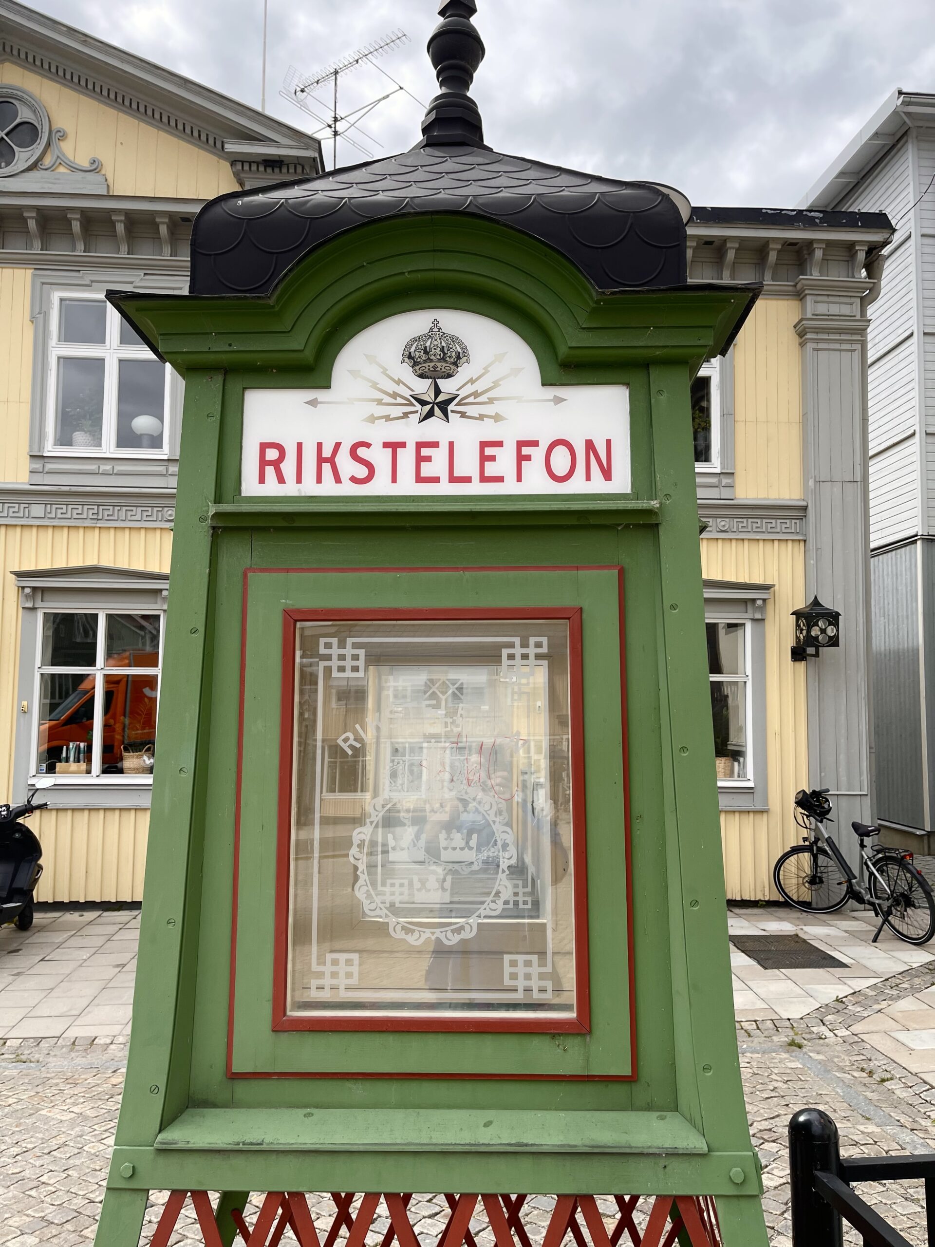 872DCCDA-BC7B-4A61-BA5D-459576769224