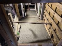 Hønsehuset renoveres for ny flokk ankommer